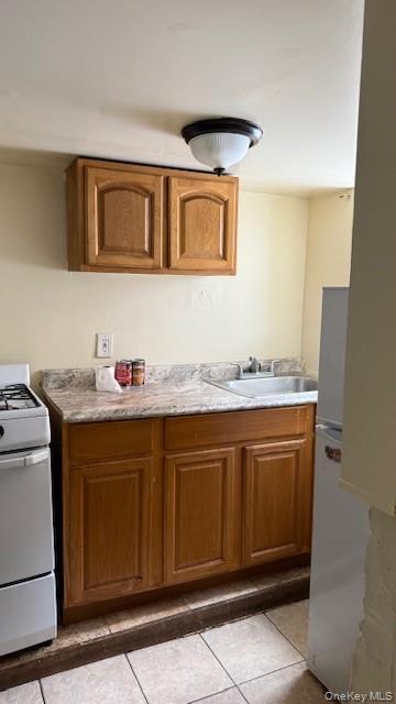 Foto del edificio - 959 E 227th St
