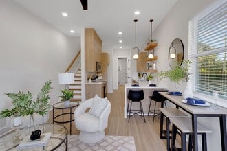 Building Photo - 7962 Ethel St