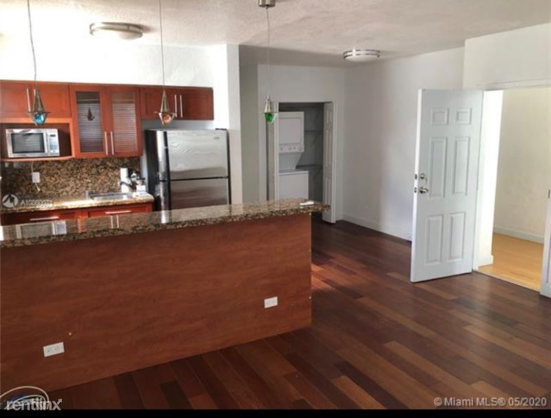 Primary Photo - 7334 Harding Ave