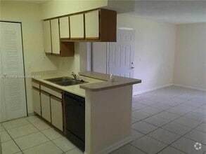 Building Photo - 1237 SW 46th Ave