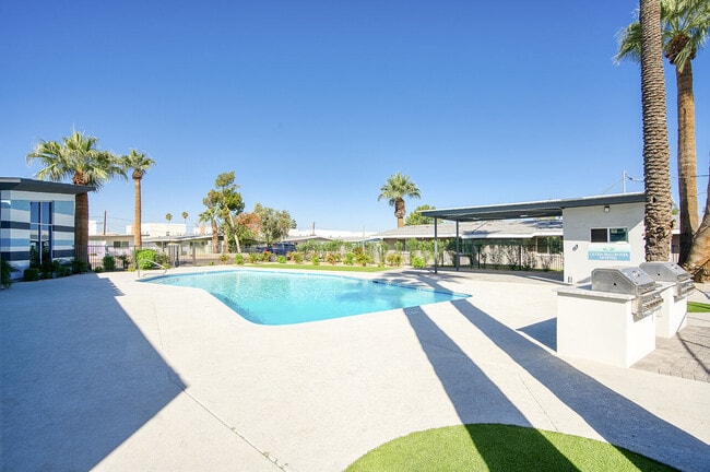 Building Photo - Park Villas