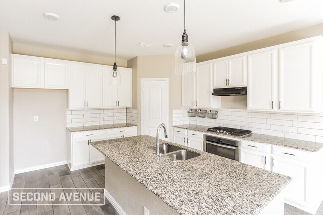 Foto del edificio - 528 Bird Creek Dr