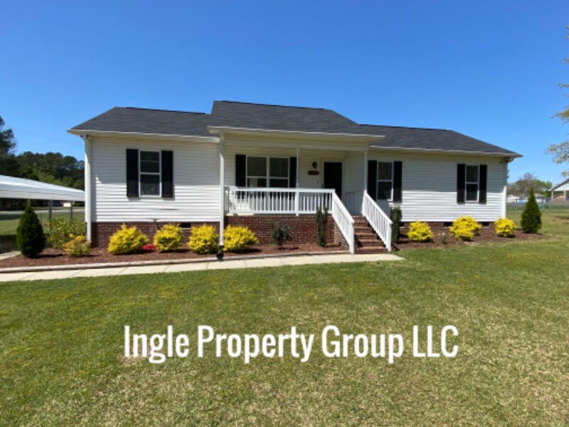 Primary Photo - 101 Pear Tree Ln