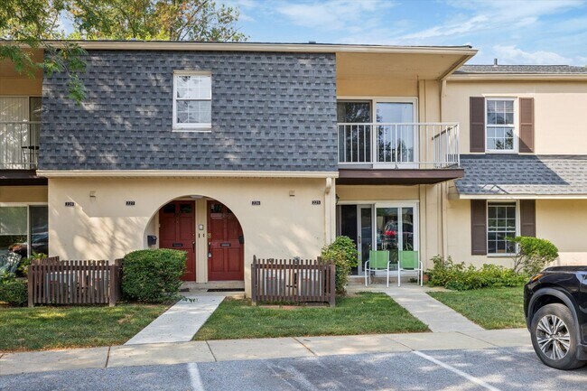 Foto del edificio - 2BD/2BA with a Den in Old Forge Crossing!