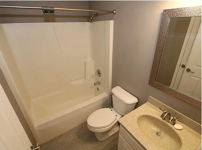 Building Photo - 52381 Oak Manor Dr