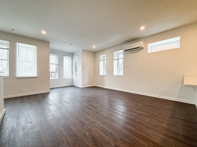 Foto del edificio - 67 Perrin St