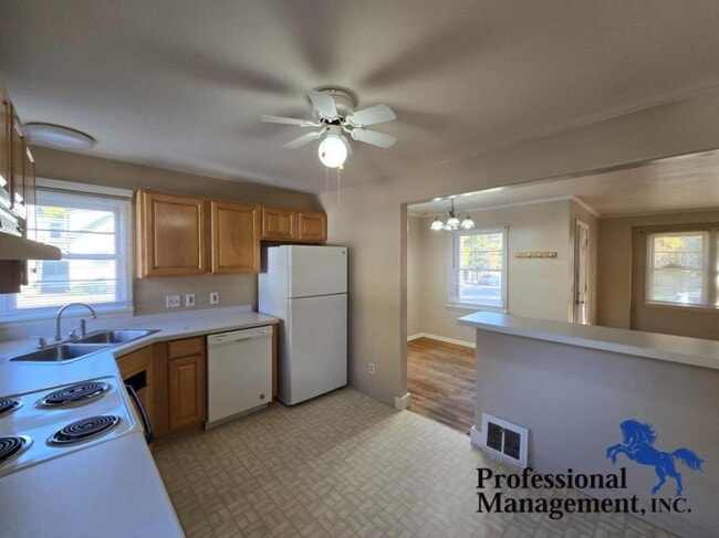 Building Photo - 2 bedroom in Billings MT 59102