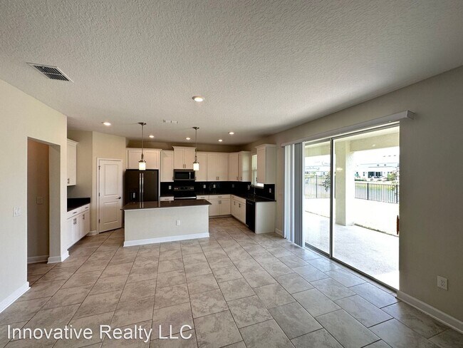 Foto del edificio - 5 br, 4 bath House - 4920 Lotta Ct.