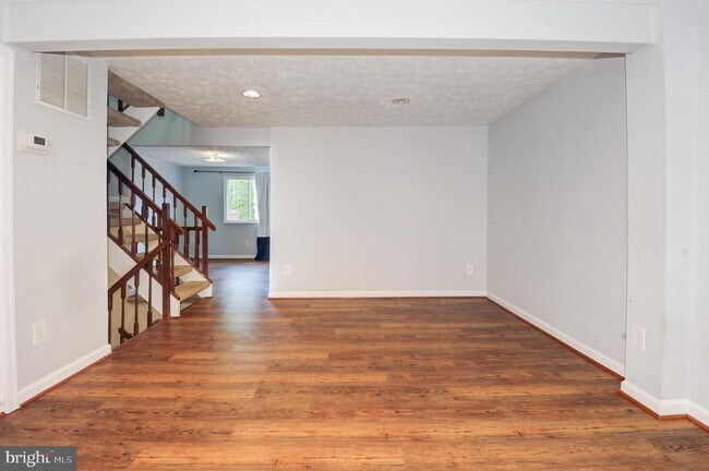Building Photo - 7984 Tyson Oaks Cir