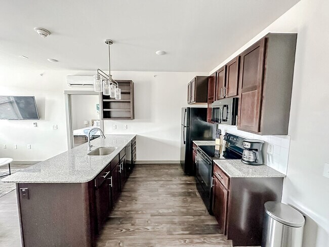 Foto del edificio - 111 E 4th St