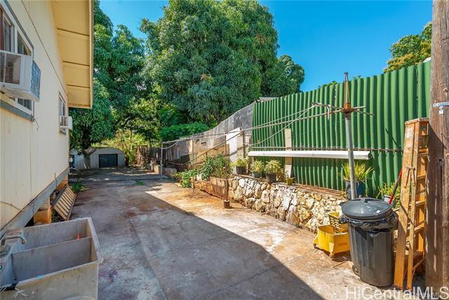 Foto del edificio - 94-372-372 Haaa St