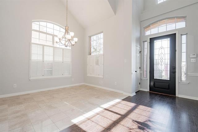 Building Photo - 2923 Newport Dr