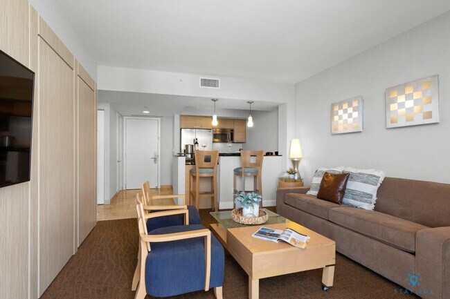 Building Photo - 18683 Collins Ave