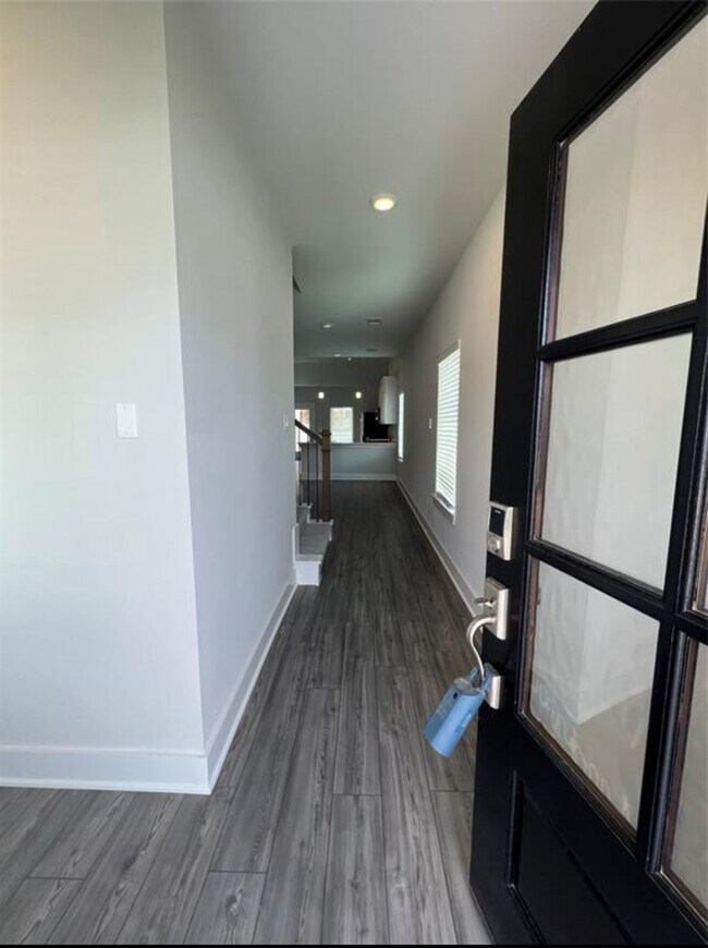 Building Photo - 17697 Tree of Heaven