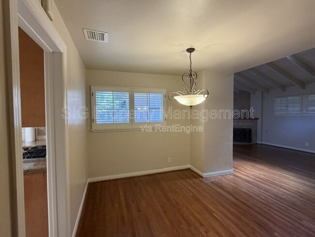 Foto del edificio - 3040 Orange Ave