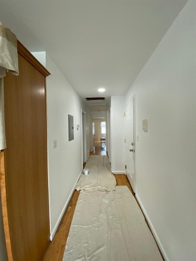 Foto del edificio - 148 Columbia Ave