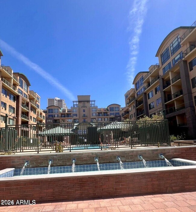 Foto del edificio - 17 W Vernon Ave