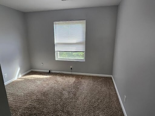 Building Photo - 745 Huntington Pkwy