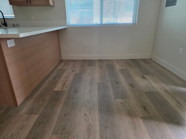 Building Photo - 14338 Flomar Dr