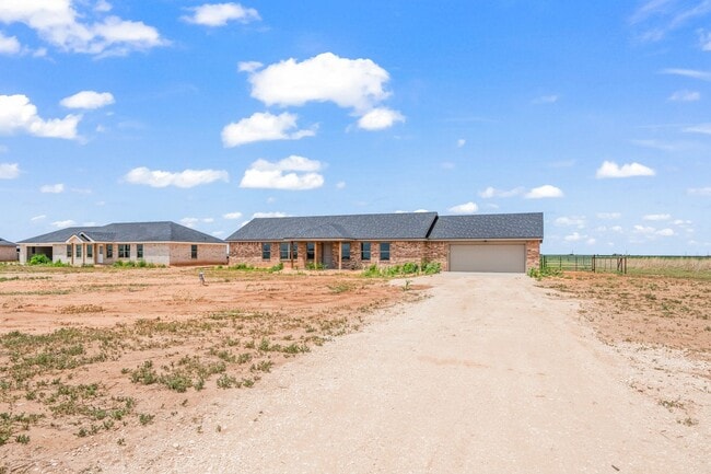 Foto del edificio - New Construction Home In Idalou ISD!
