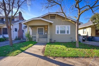 Building Photo - 2608 41st St