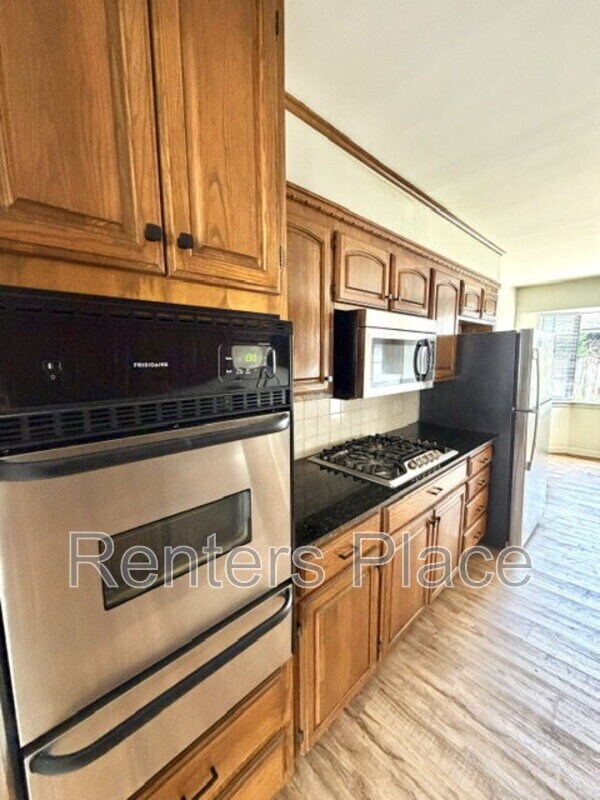 Foto del edificio - 9022 E 30th St