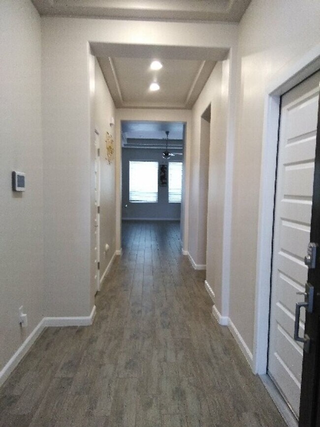 Foto del edificio - Modern Luxury Living: Your Dream Rental Ho...