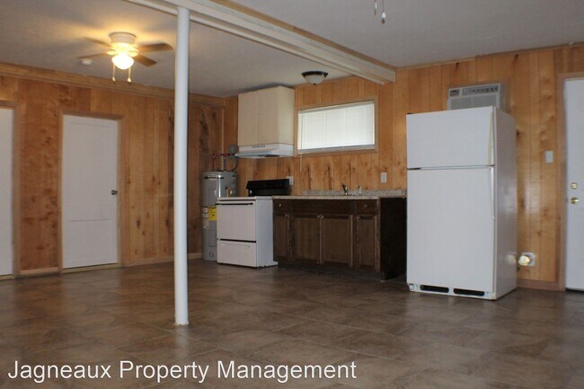 Foto del edificio - 3 br, 1 bath House - 220 W Thomas St