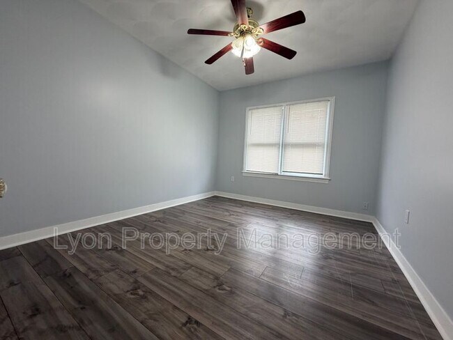 Foto del edificio - 238 Newland Ave