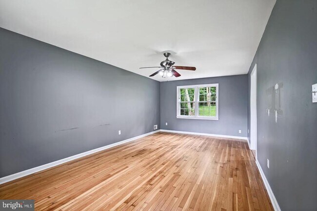 Building Photo - 204 Mowbray Rd