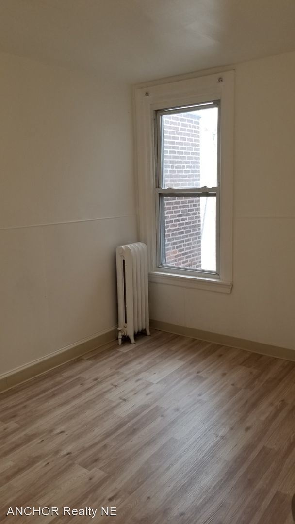 Foto del edificio - 3 br, 1 bath House - 729 W Wellens St.