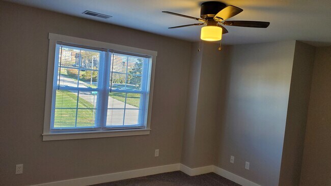 Foto del edificio - 815 SW 1st St