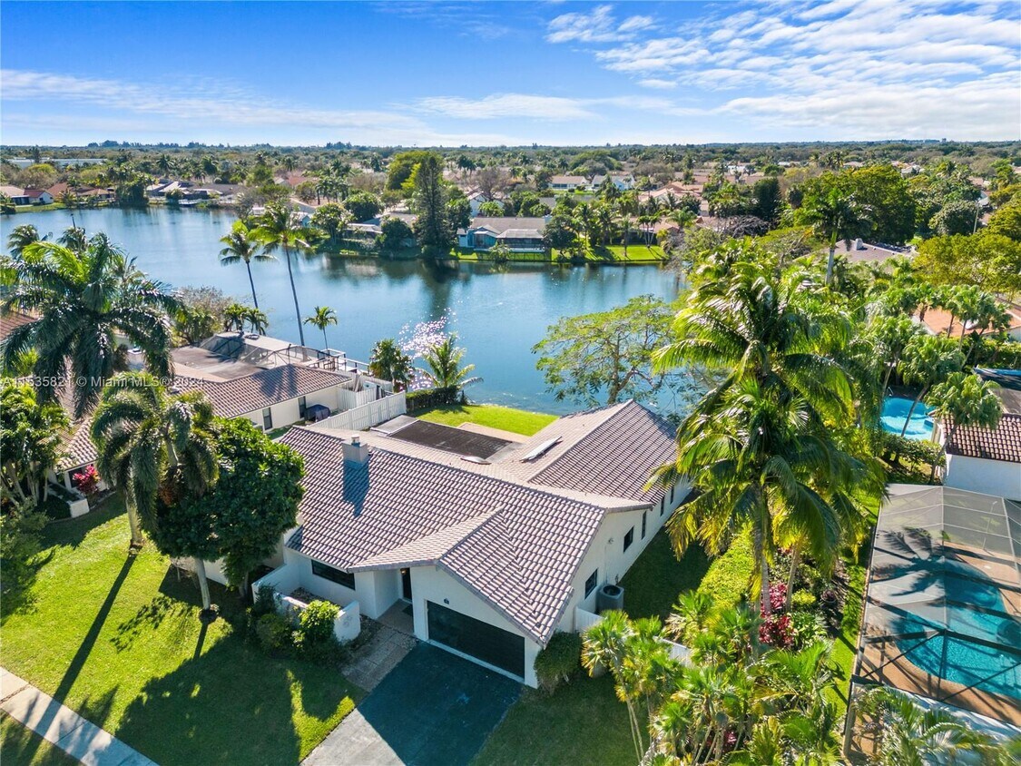 Foto principal - 1087 NW 97th Ave