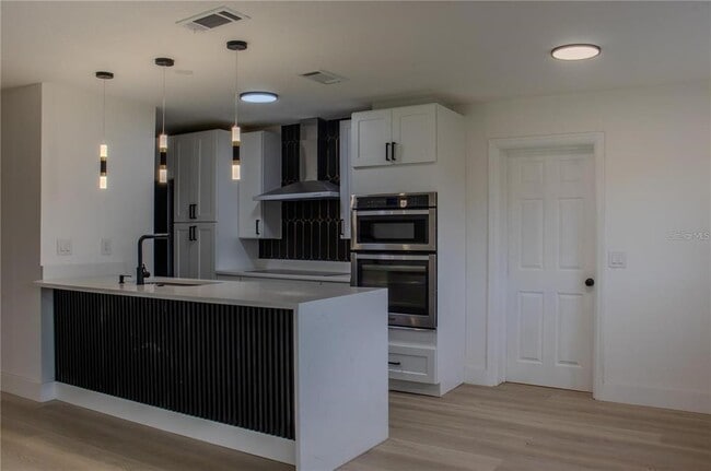Building Photo - 7732 Linaria Dr