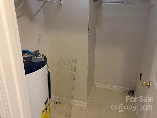 Foto del edificio - 5953 Prescott Ct