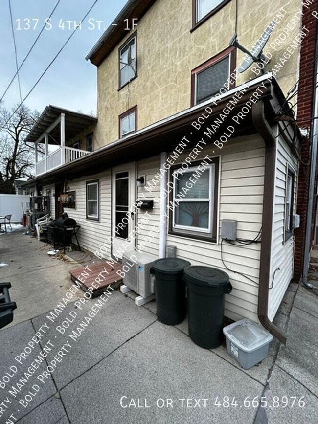 Foto del edificio - 137 S 4th St