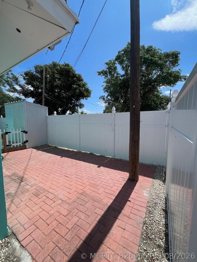 Foto del edificio - 1718 Mercer Ave