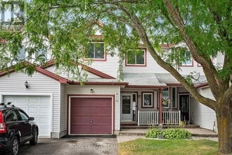 Building Photo - 918 MALEY St