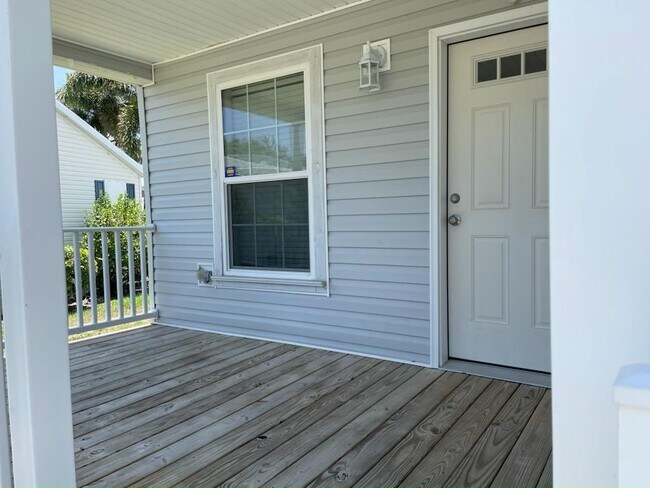 Foto del edificio - 6291 Birch Ln