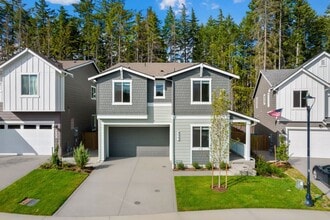 Building Photo - 4562 Hibiscus Cir SW