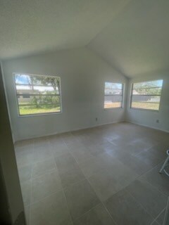 Foto del edificio - 16317 Buccaneer Ct