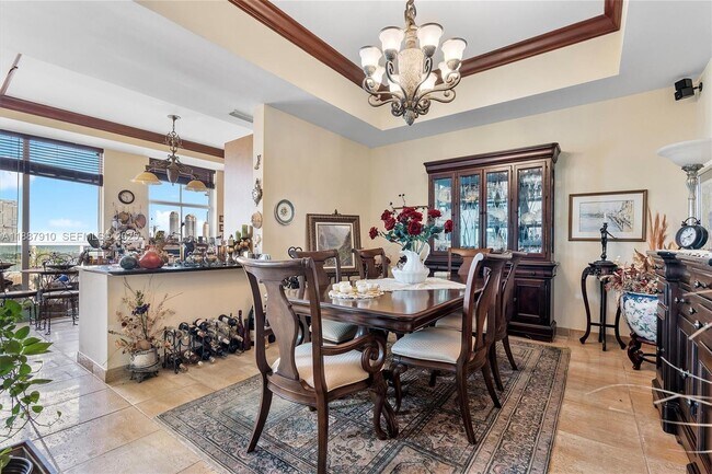 Foto del edificio - 3340 NE 190th St