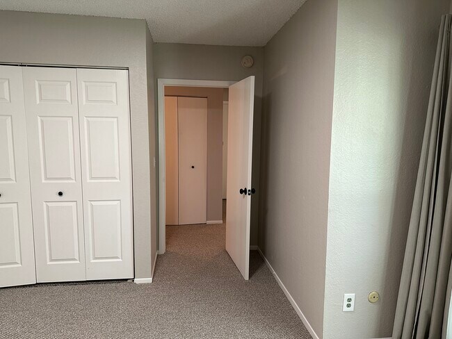BEDROOM #2 - 3035 Oneal Pkwy