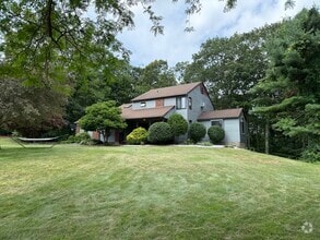 Building Photo - 69 Tolland Farms Rd