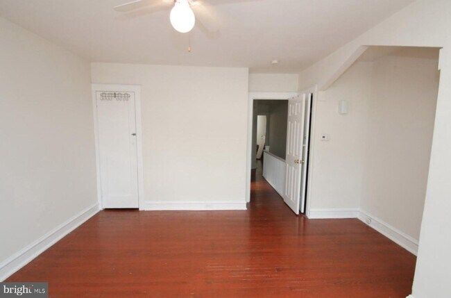 Foto del edificio - 4060 L St