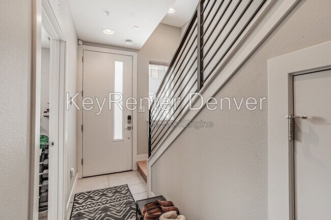 Foto del edificio - 3245 W 17th Ave