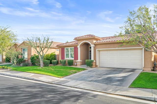 Building Photo - 2651 Desert Breeze Way