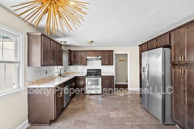 Foto del edificio - 4905 Ashton Rd