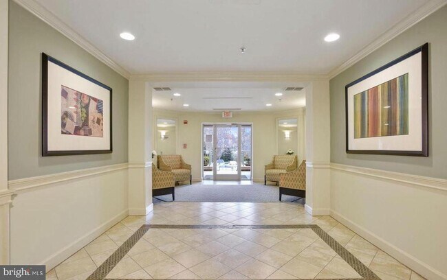 Foto del edificio - 1860 Stratford Park Pl