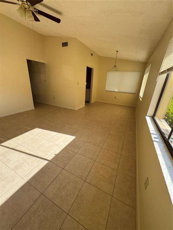 Building Photo - 173 Shannon Dr